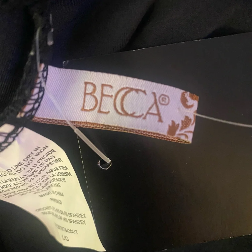 BECCA Black Textured One-Shoulder One Piece L NWT - Picture 3 of 5